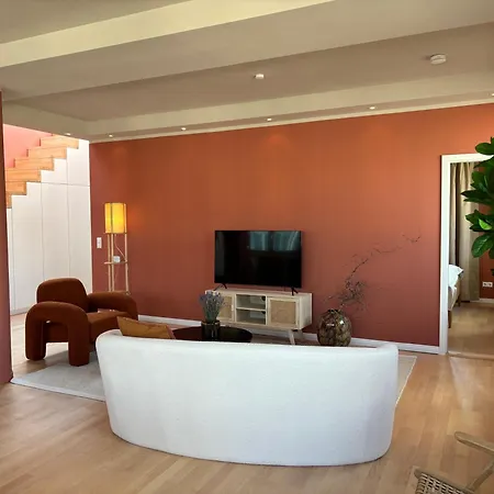 Hotel The Charming By Curt Berlín