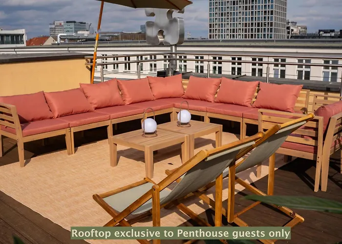 The Charming By Curt