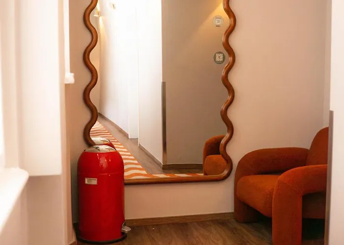 The Charming By Curt 4*